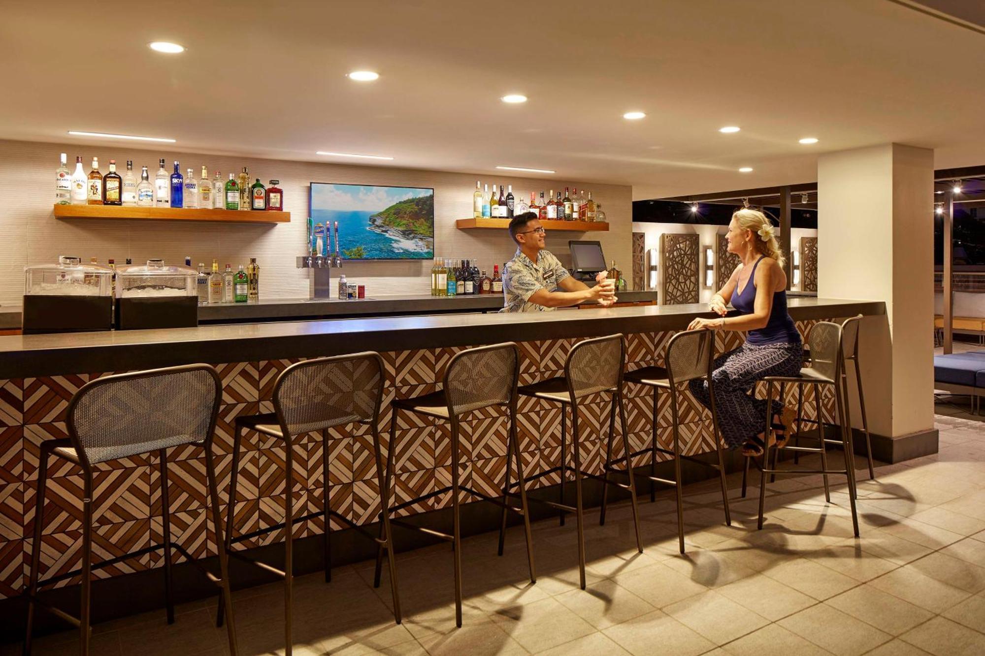 Hilton Garden Inn Waikiki Beach Χονολουλού Εξωτερικό φωτογραφία