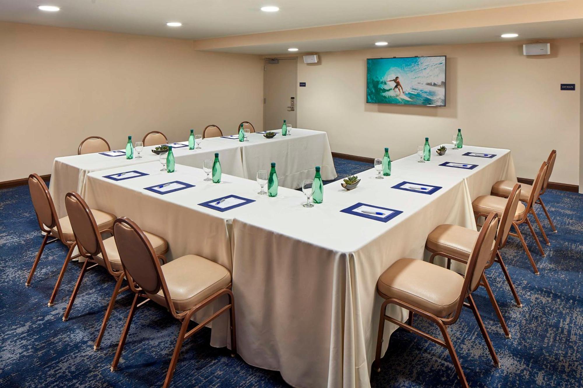 Hilton Garden Inn Waikiki Beach Χονολουλού Εξωτερικό φωτογραφία